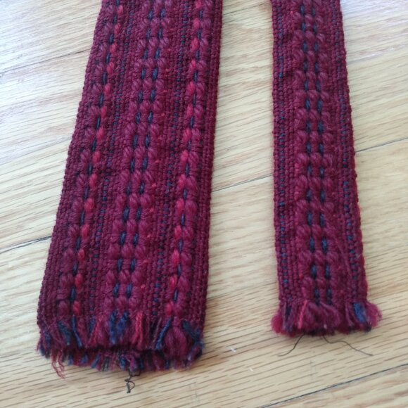 Vintage Handwoven Pure Wool Tie Maria Svatina Made in Canada - Picture 9 of 12